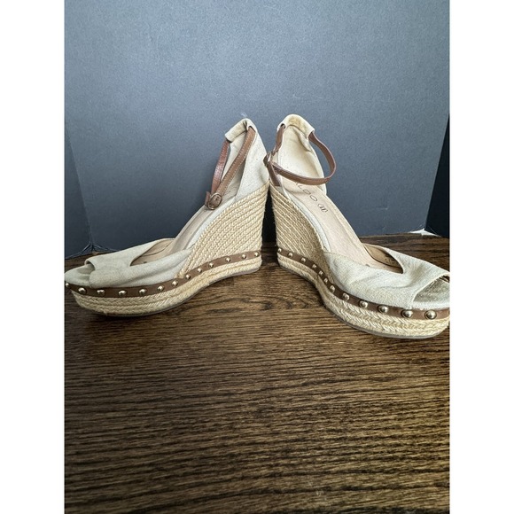 ALDO Sandals Wedge Shoes Beige Ankle Strap Studded Peep Toe Sz US 10 - Picture 8 of 10